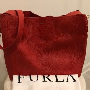FURLA CAPRICCIO Leather Shoulder bag